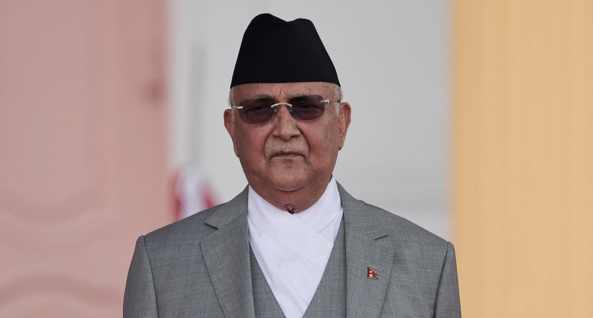 गुण्डुस्थित निवासबाट पूर्वप्रधानमन्त्री केपी शर्मा ओली पक्राउ