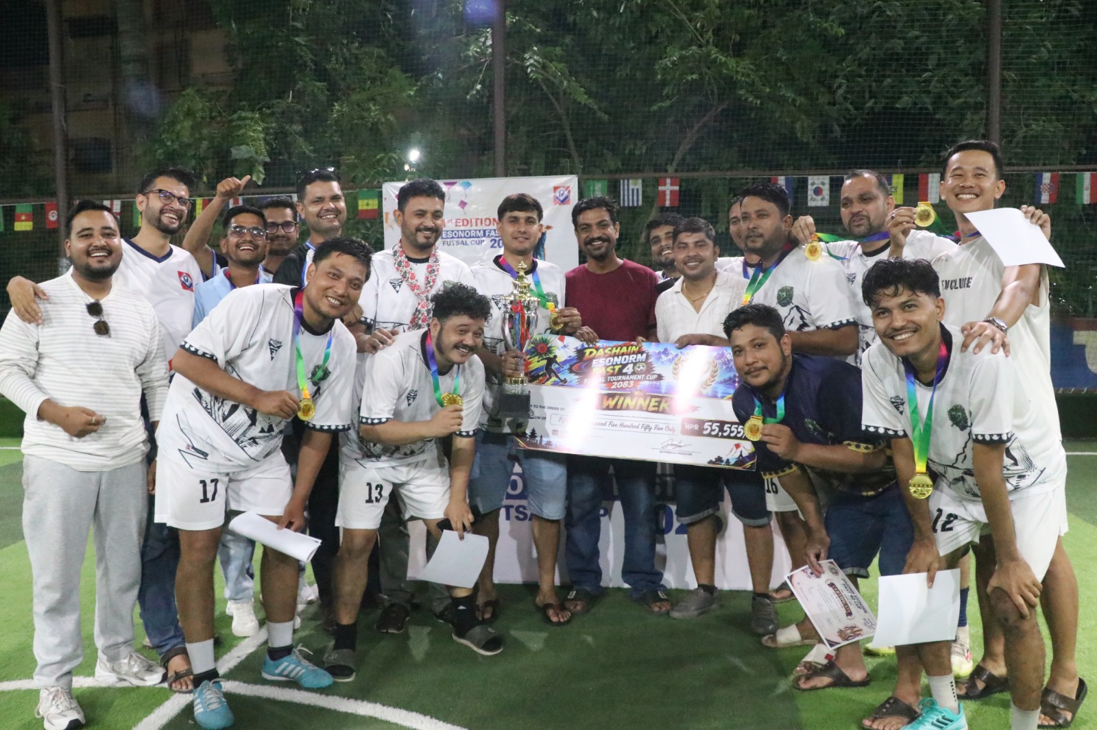इसोनर्म फास्ट ४० फुटसल कपको उपाधि आयोजक गोर्खा लेजेन्ड वारियरलाई........