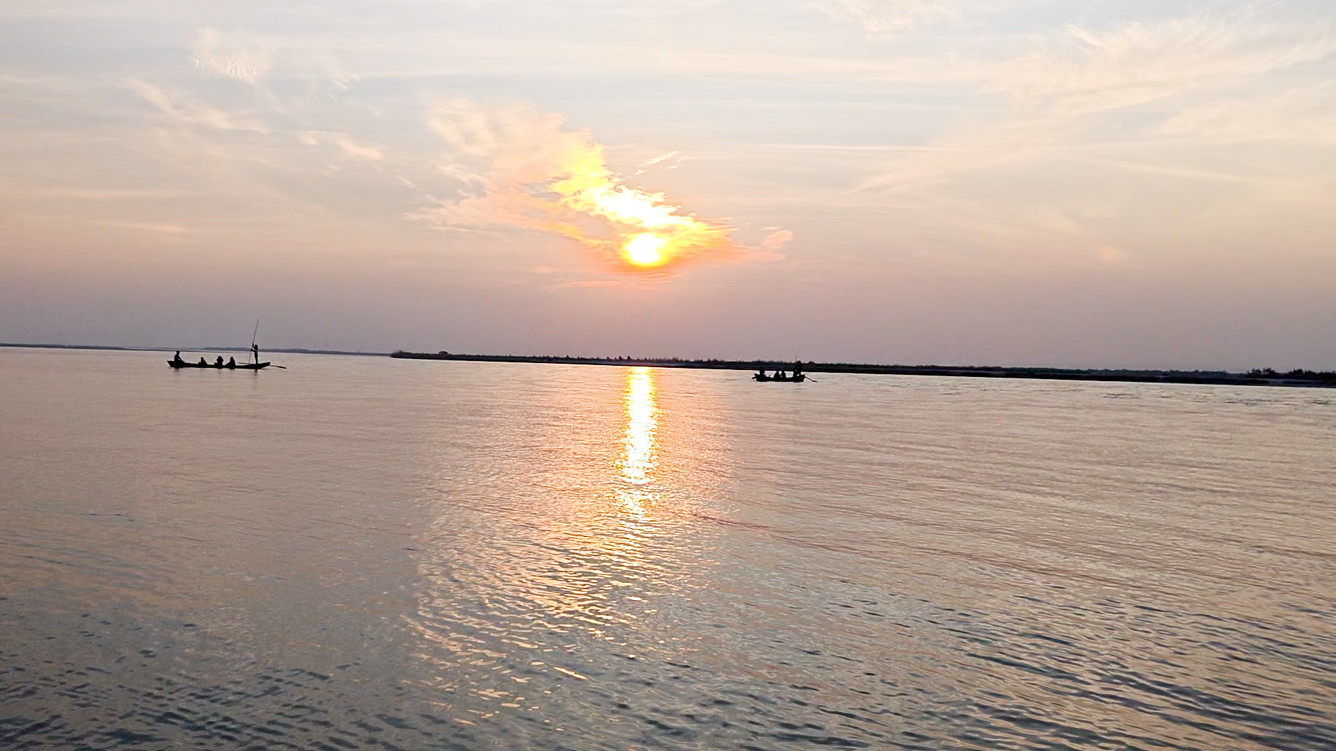 सप्तकोशी नदी किनारको ‘बोराबाध’ पछिल्लो समय पूर्वाञ्चलको चर्चित नयाँ पर्यटकीय गन्तव्य, बराहक्षेत्र नगरपालिका–६